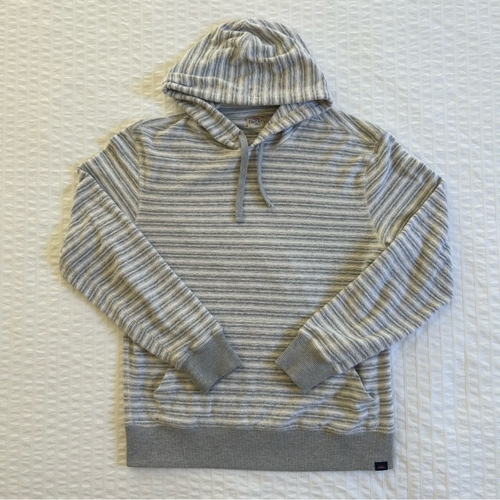 Faherty Men’s Hoodie | Size S | Grey & White